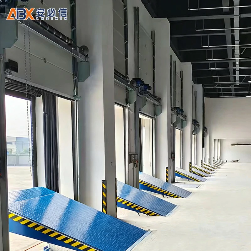 白山铝板滑升门